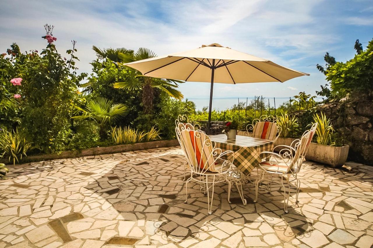 Apartman Carmen Volosko Opatija Exteriér fotografie